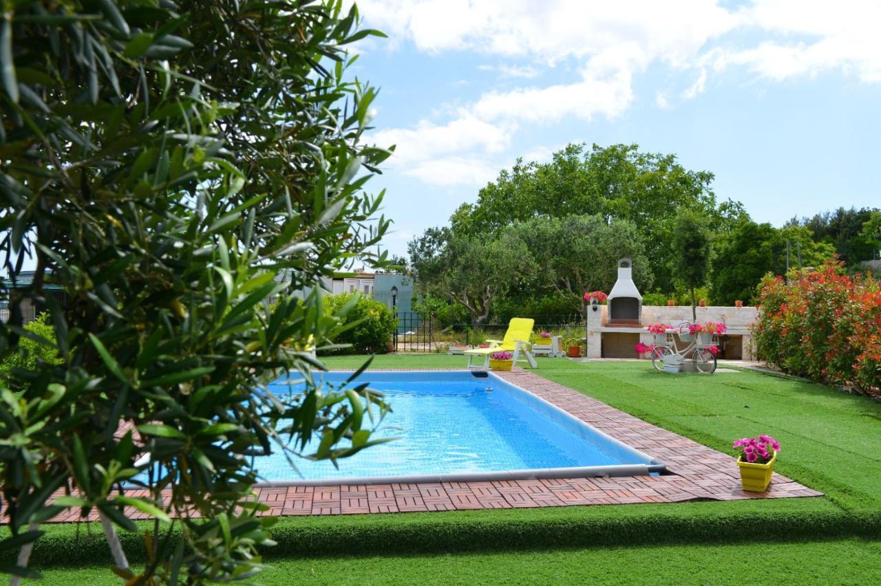 Trullo Suite Cisternino Dış mekan fotoğraf