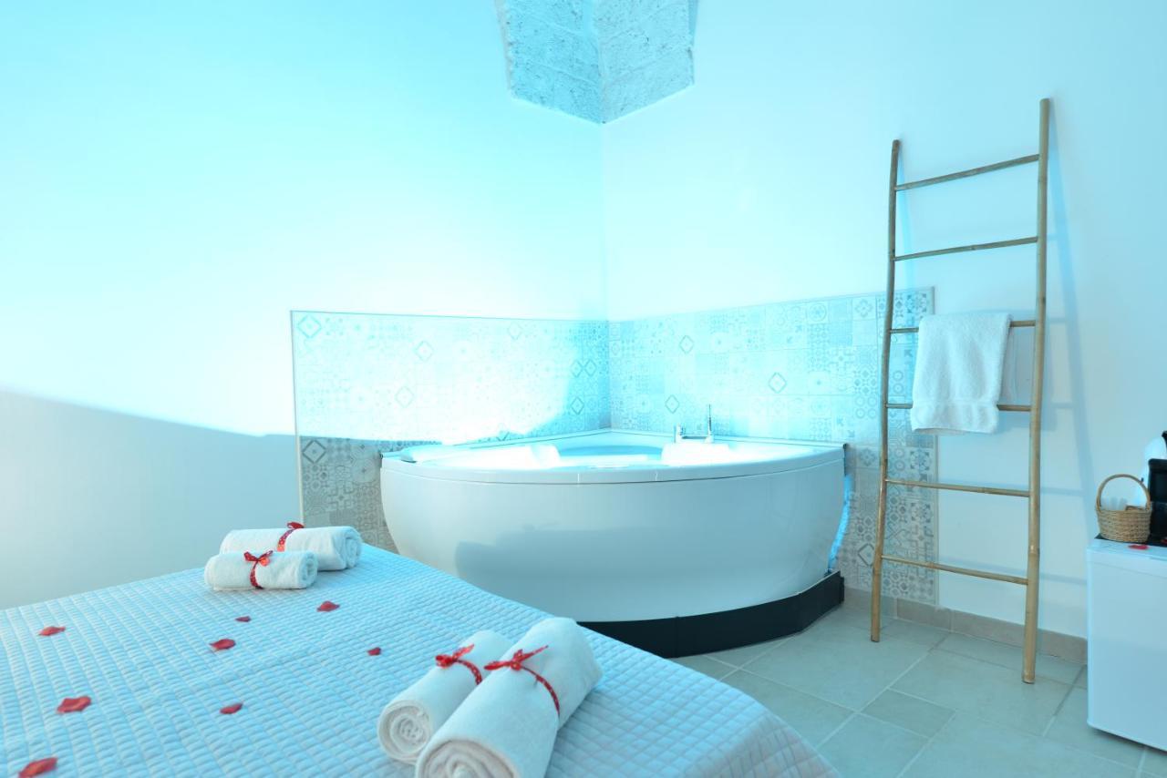 Trullo Suite Cisternino Dış mekan fotoğraf